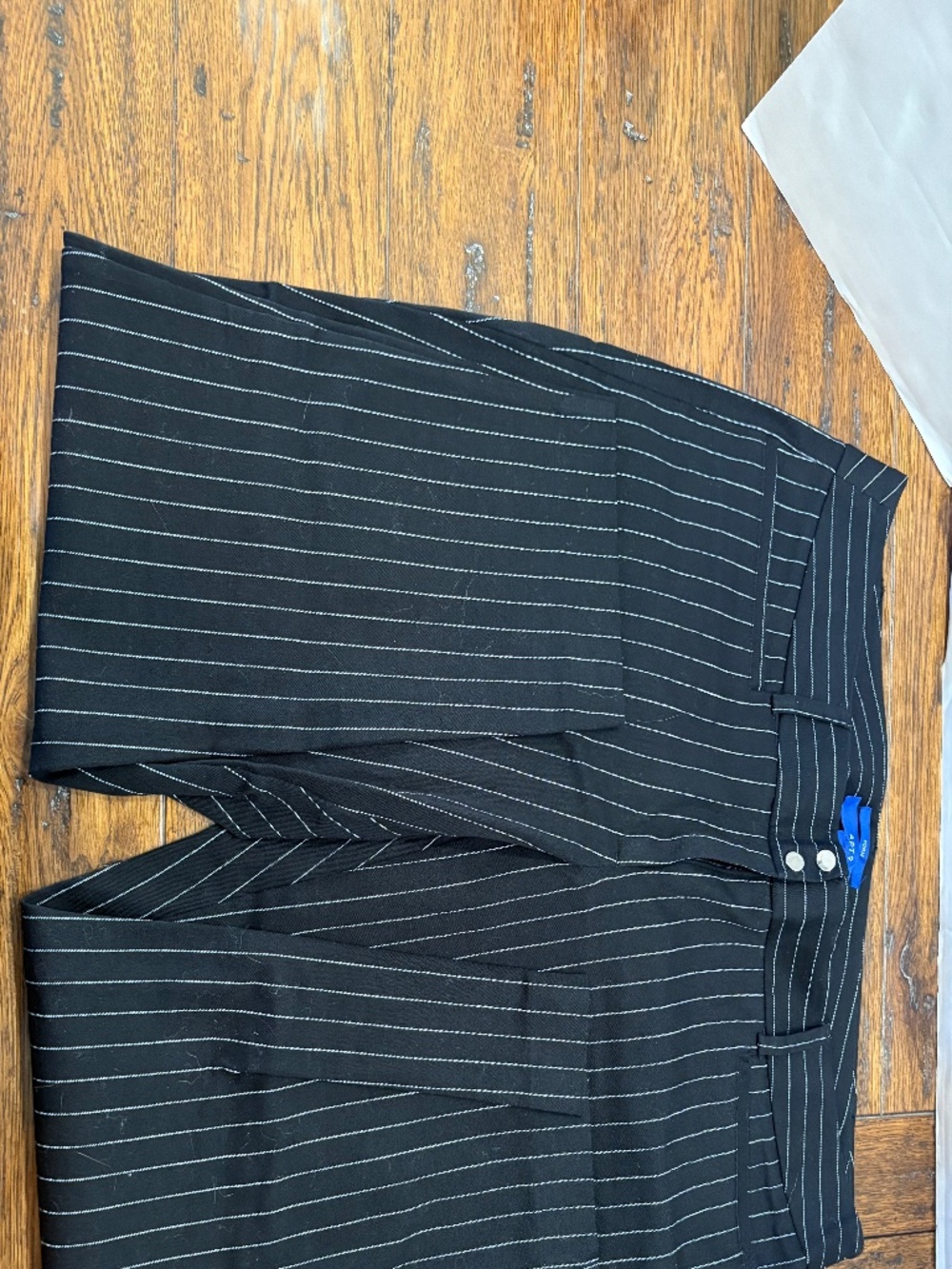 Apt 9 Torie white and black pinstripes pants, size 14, 26" inseam, used